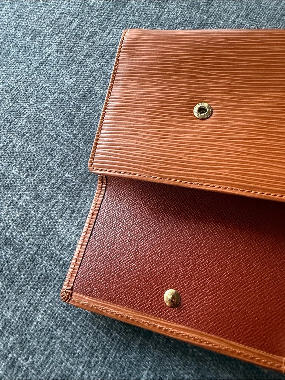 Louis Vuitton Brown Epi Leather Card & Key Holder